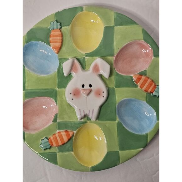 Easter Bunny 7 Carrots Egg Plate Holds 6 Eggs 7" Round Colorful Ceramic Easter - Picture 3 of 6